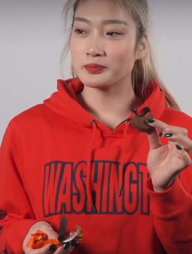 故事发生在虚构的中原大陆